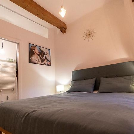 Lovely Studio D'Azeglio by Studio Vita Bologna Esterno foto