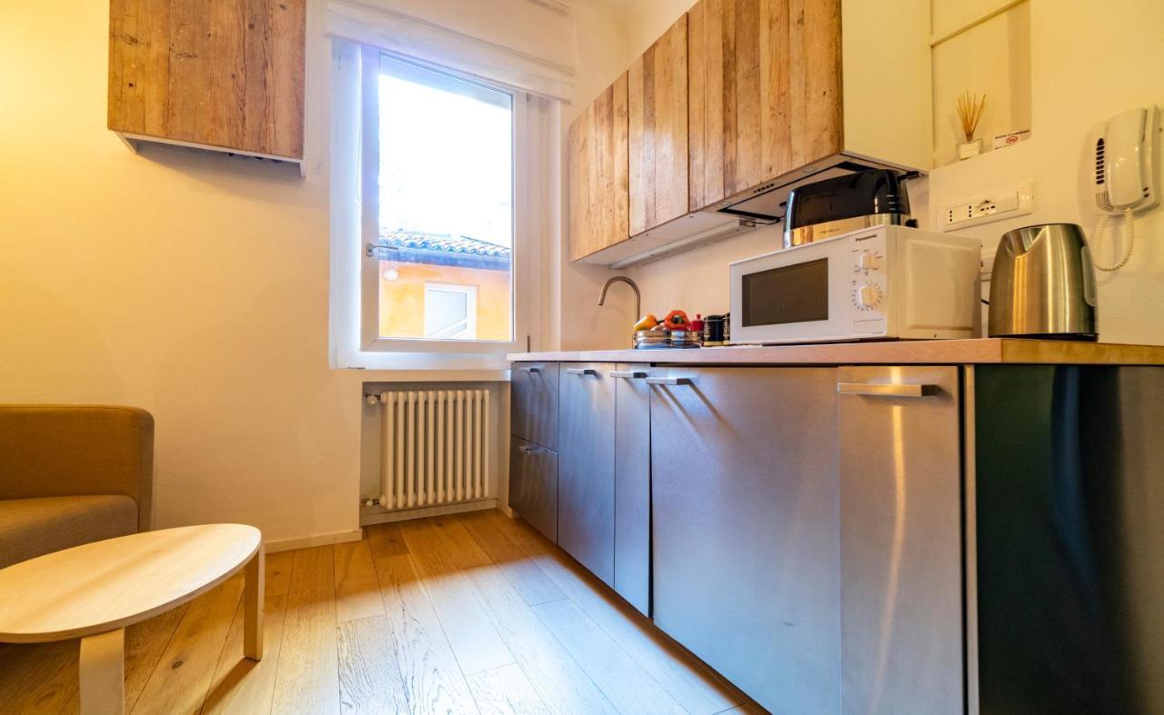 Lovely Studio D'Azeglio by Studio Vita Bologna Esterno foto